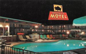 PENDLETON, OR Oregon  MOTEL MAVERICK Neon Bull~Pool ROADSIDE c1950's Postcard