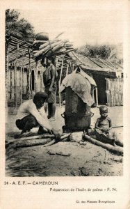 Cameroon Preparation of Palm Oil Vintage Postcard 08.70