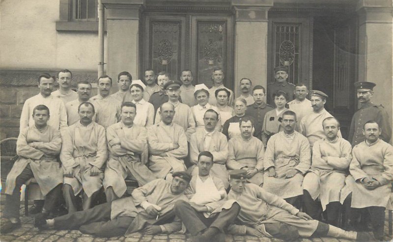 WW1 Group photo postcard German military nurses correspondence 1918