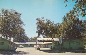LONE PINE, CA California ~ Roadside WILLOW MOTEL Inyo County 1950s Cars Postcard