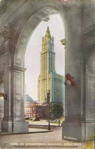 USA Vista of Woolworth Building New York 03.71