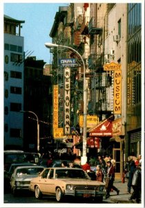 NY, New York City CHINATOWN STREET SCENE Peking Duck~Chinese Museum 4X6 Postcard