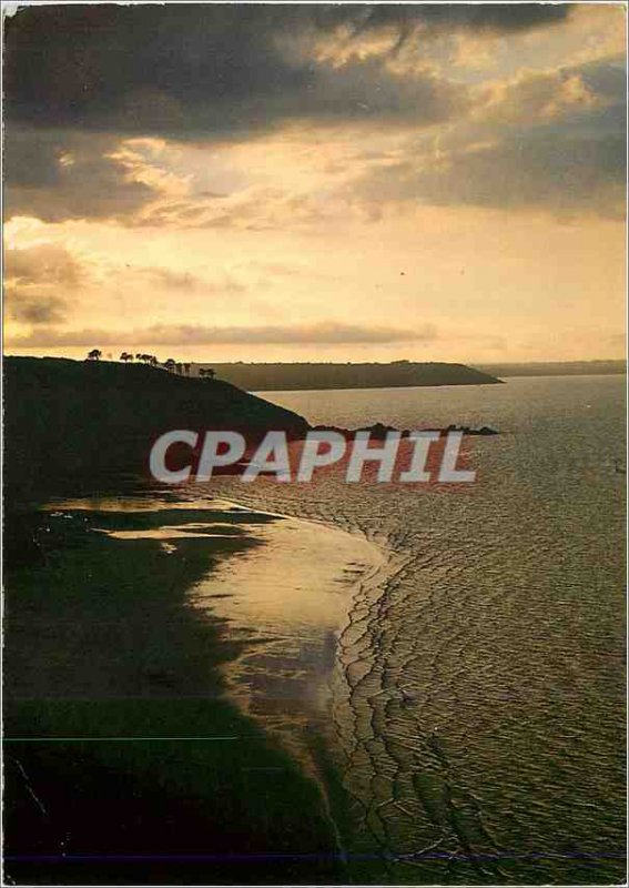 Postcard Modern Brittany Picturesque Crepuscule on the Beach