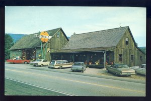 Manchester, Vermont/VT Postcard, The Basket Barn Store, Route #7, Old Cars