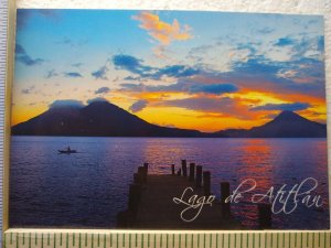 Lago de Atitlan Guatemala M-0424