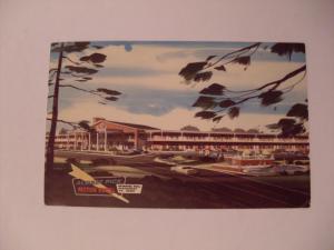 1967 Albert Pick Restaurant & Motel East Lansing Michigan MI Postcard y6076