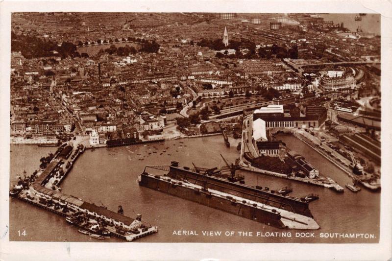 SOUTHAMPTON HAMPSHIRE UK~AERIAL VIEW OF THE FLOATING DOCK-PHOTO POSTCARD