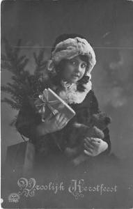 Little girl with teddy bear Child, People Photo Postal Used Unknown, Ink stamp 