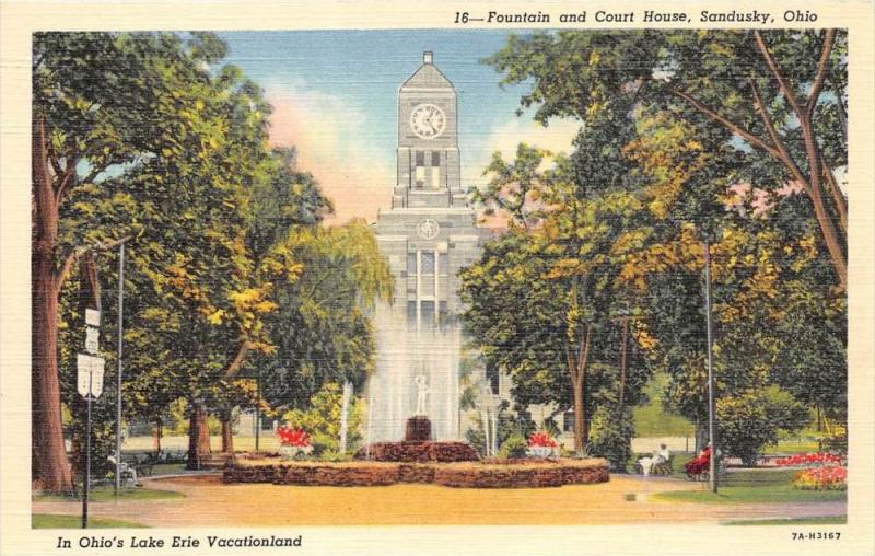 Ohio  Sandusky  Fountain and Court House