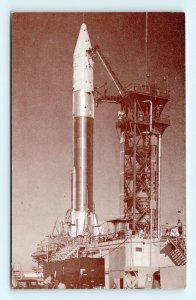 1962 NASA Atlas-Centaur Rocket Card 29 of 32 Exhibit Supply Arcade Card M3