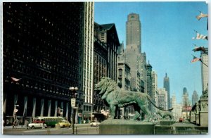 Postcard - Michigan Avenue Lions - Chicago, Illinois