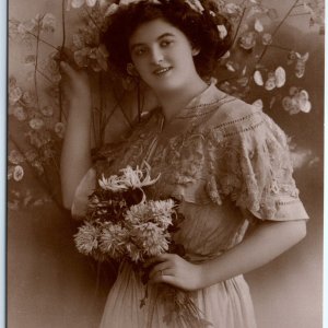 c1910s Woman Freshly Gathered Flowers RPPC Poem Real Photo Germany Postcard A98