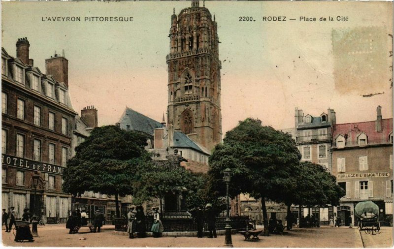 CPA RODEZ - Place de la Cite (109509)