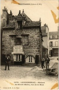 CPA Landerneau- Maison du Reveil Matin, rue de la Rive FRANCE (1026704)