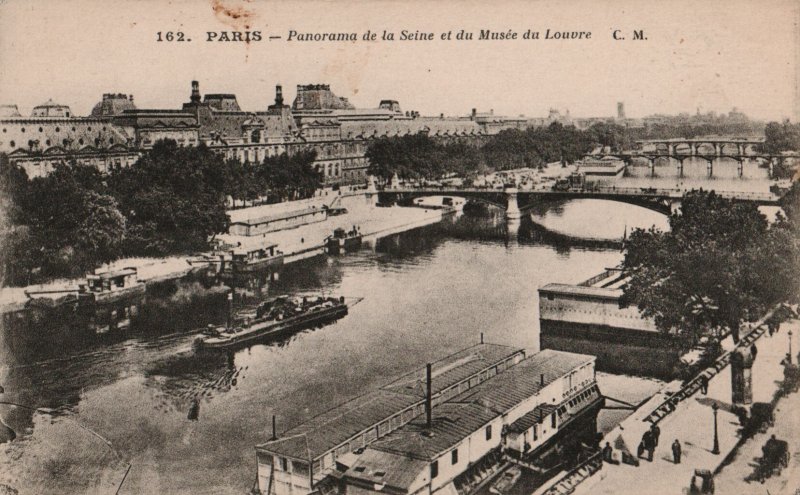 Paris - Panarama de la Seine et du Musee du Louvre     PC