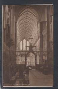 Wiltshire Postcard - Choir, Salisbury Cathedral  T10209