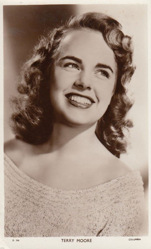 Terry Moore 1950s Movie Star Picturegoer Vintage Photo Postcard