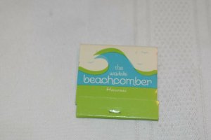 The Waikiki Beachcomber Honolulu Hawaii 30 Strike Matchbook