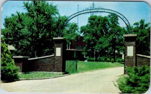 Postcard MONUMENT SCENE Shreveport Louisiana LA AM4960