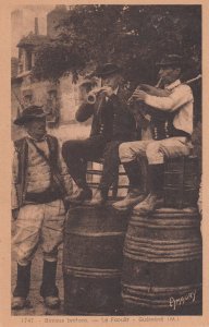 Binious Bretons Le Faouet Horn Players On Beer Barrels French Old Postcard