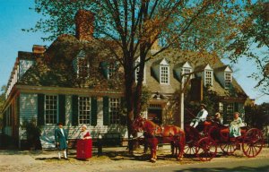 Williamsburg VA, Virginia - Horse and Carriage at Famous Raleigh Tavern