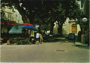 CPM SOLLIES-PONT La Place de l'Eglise (1114410)