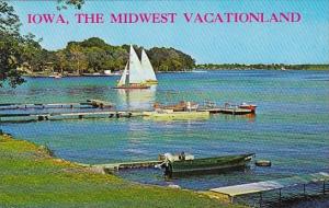 The Midwest Vacationland Iowa