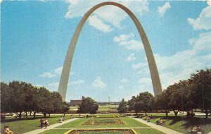 US1 USA St Louis Missouri Gateway arch Jefferson National memorial 1976