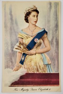 UK The Beautiful Her Majesty Queen Elizabeth II Sash and Star Postcard Z3