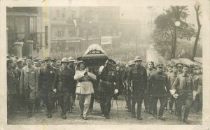 Postcard RPPC 1933 Prague Czech Military Funeral Street scene 23-5282