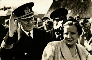 CPA AK H.M.Koningin Juliana en Z.M.Koning Gustaaf VI DUTCH ROYALTY (747217)