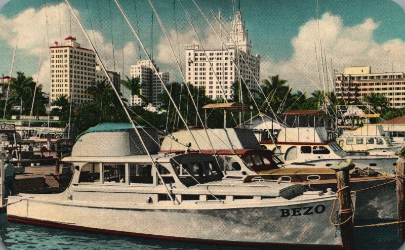 Vintage Postcard Deep-Sea Fishing Fleet Pier 5 Boats & Ships Miami Florida Fla.