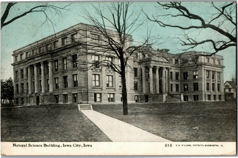 National Science Building, Iowa City IA c1910 Vintage Postcard F05