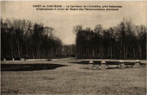 CPA Compiegne- Le Carrefour de l'Armistice FRANCE (1008912)