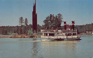 STONE MOUNTAIN GEORGIA~PADDLEWHEELER ROBERT E LEE & CARILLON~ POSTCARD