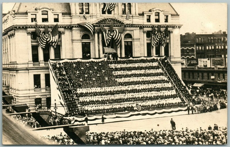 LIVING AMERICAN FLAG CITY HALL PROVIDENCE R.I. ANTIQUE REAL PHOTO POSTCARD RPPC 