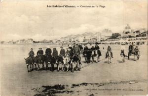 CPA Les SABLES-d'OLONNE - Caravanes sur la Plage (297897)