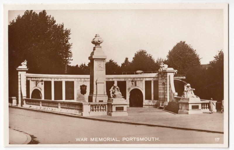 Portsmouth; War Memorial RP PPC, Unposted, c 1930's 