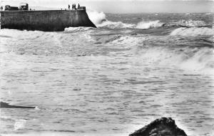 B55848 Trouville Deauville Effets de vagues aux Roches Noires  france