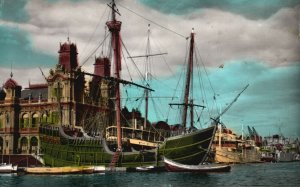 Vintage Postcard Pierto Corabeta Santa Maria Ships Boats Barcelona Spain