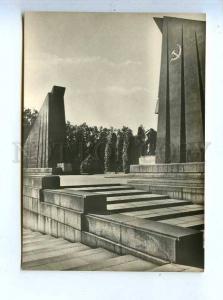 184057 GERMANY BERLIN Graves of Soviet soldiers Photo postcard