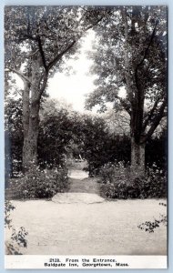 RPPC GEORGETOWN MASSACHUSETTS*MA*BALDPATE INN*#2128*FROM THE ENTRANCE*UNUSED