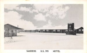 Alturas California Sanders U.S. 395 Motel, B/W Chrome Vintage Postcard U13821