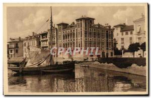 Old Fishing Boat Postcard Saint Jean de Luz The house of & # 39Infante