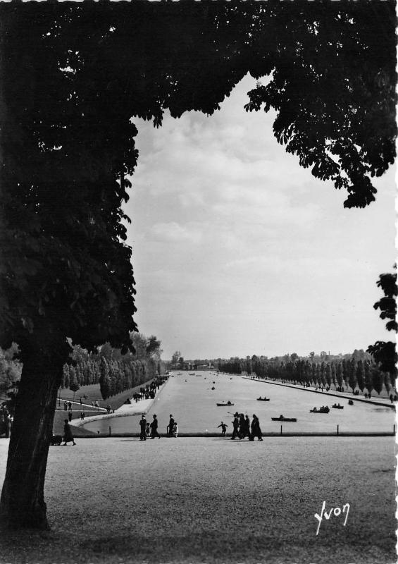 BR19550 le grand canal Sceaux   france