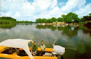 Iowa Cedar Falls Boat Club and Cedar River