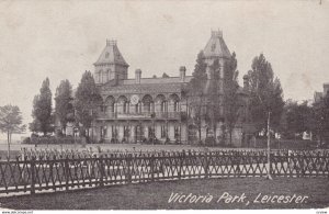 LEICESTER , England , 1900-10s ; Victoria Park