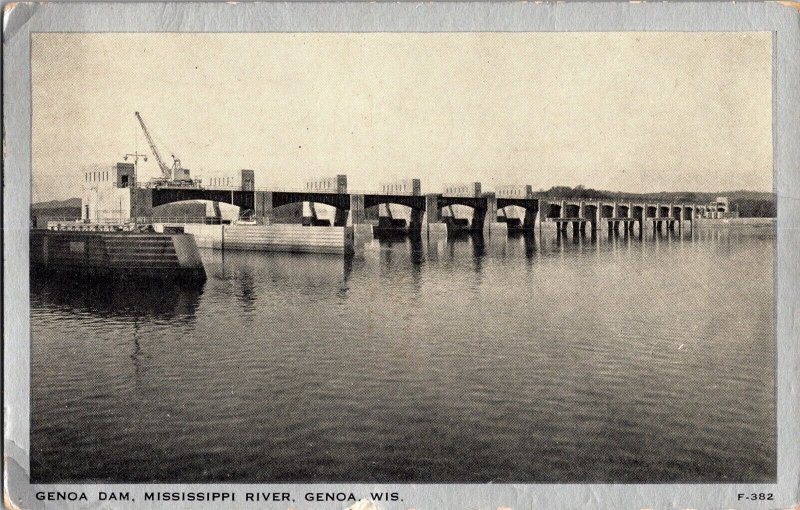 Genoa Dam, Mississippi River, Genoa WI c1938 Vintage Postcard P69