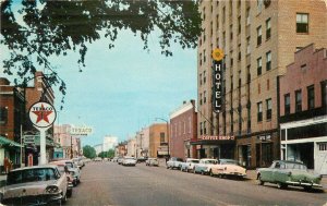 Postcard Kansas Abilene Northwest Third Street automobiles Teich 23-601