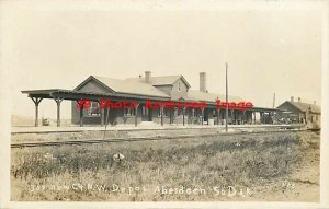 Depot, South Dakota, Aberdeen, RPPC, Chicago Northwestern Railroad Station